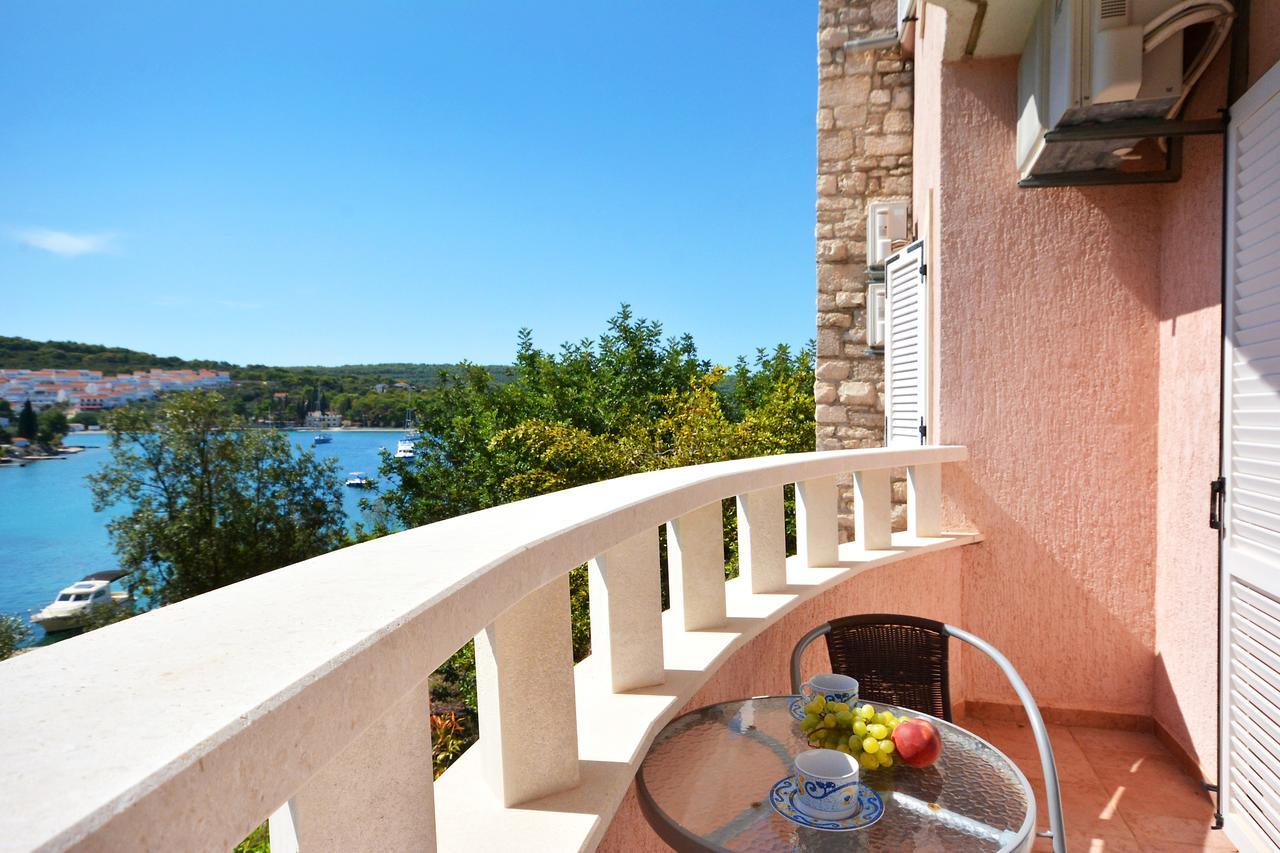 Villa Paris Nečujam Exterior foto