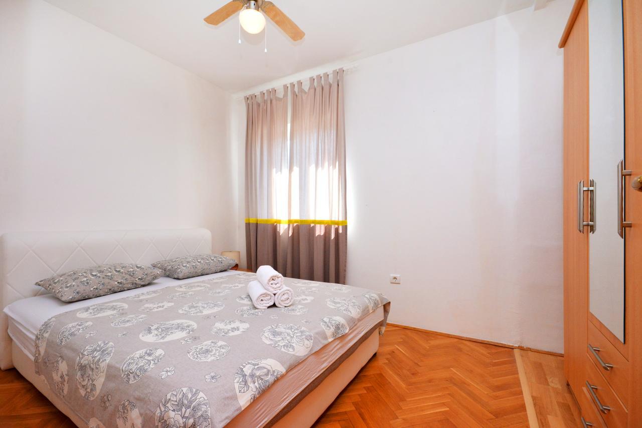 Villa Paris Nečujam Exterior foto